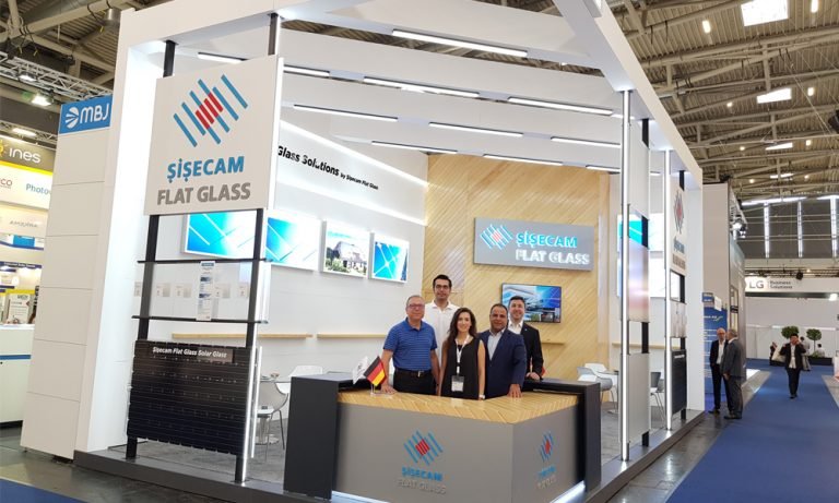 Şişecam Düzcam Intersolar Fuarı’nda güneş enerjisi camlarını tanıttı