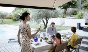 Somfy tente motorları ile açık hava keyfi daha konforlu